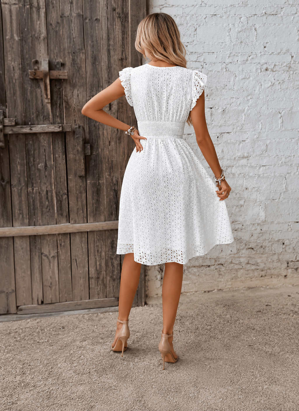 Vestido de verano — Cuello en V — Cintura de Encaje